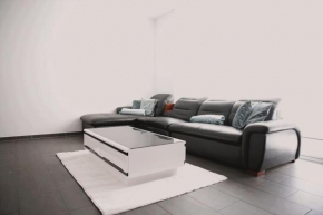 Modern & Bright 1BR Flat
